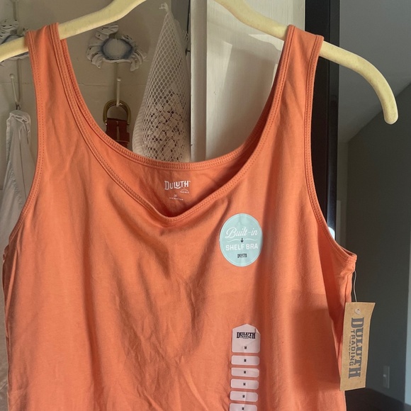 Duluth trading tank with shelf bra - Picture 1 of 4
